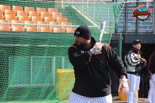 히메네스 한손 타격